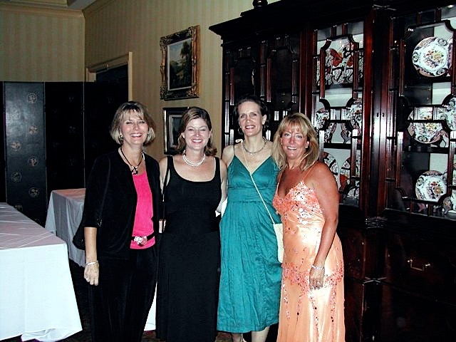 Amy Sandlin, Dorothy Goodson, Lauren Farrington, Jeannie Burkett