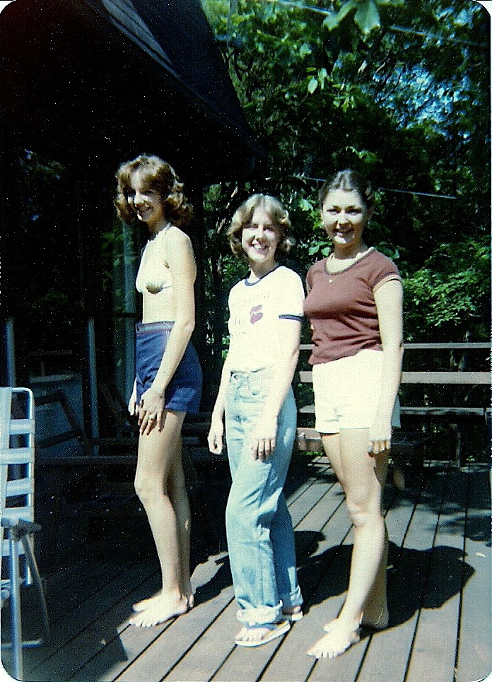 Tami, Melissa, Robin Rhodes '75