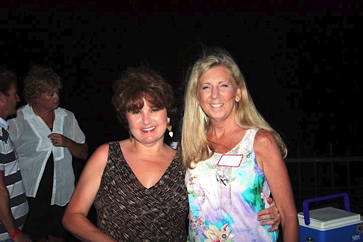 Cindy Tayulor, Susan Coburn