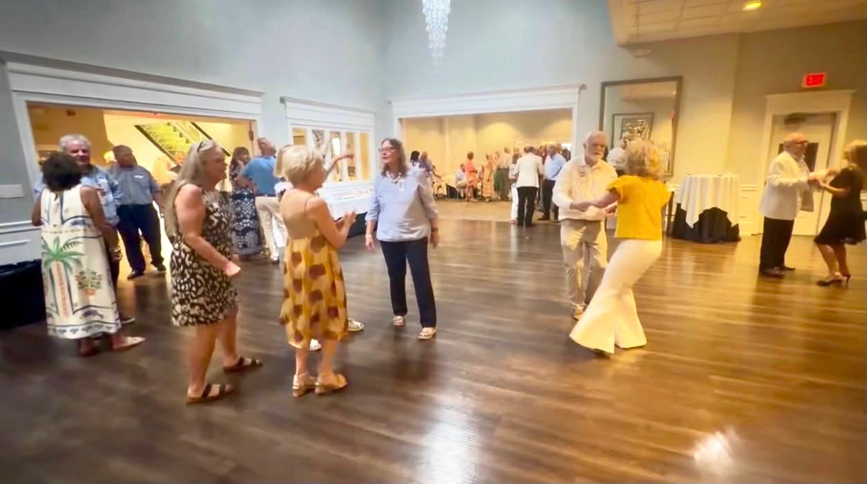 Jim Robertson and Jean dancing 2
