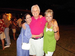 Kim Davidson '75, Deanna Benefield '75 and husband Jim