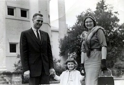 lisa grumbles and parents