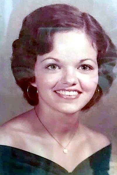 Lora Shuey sr pic